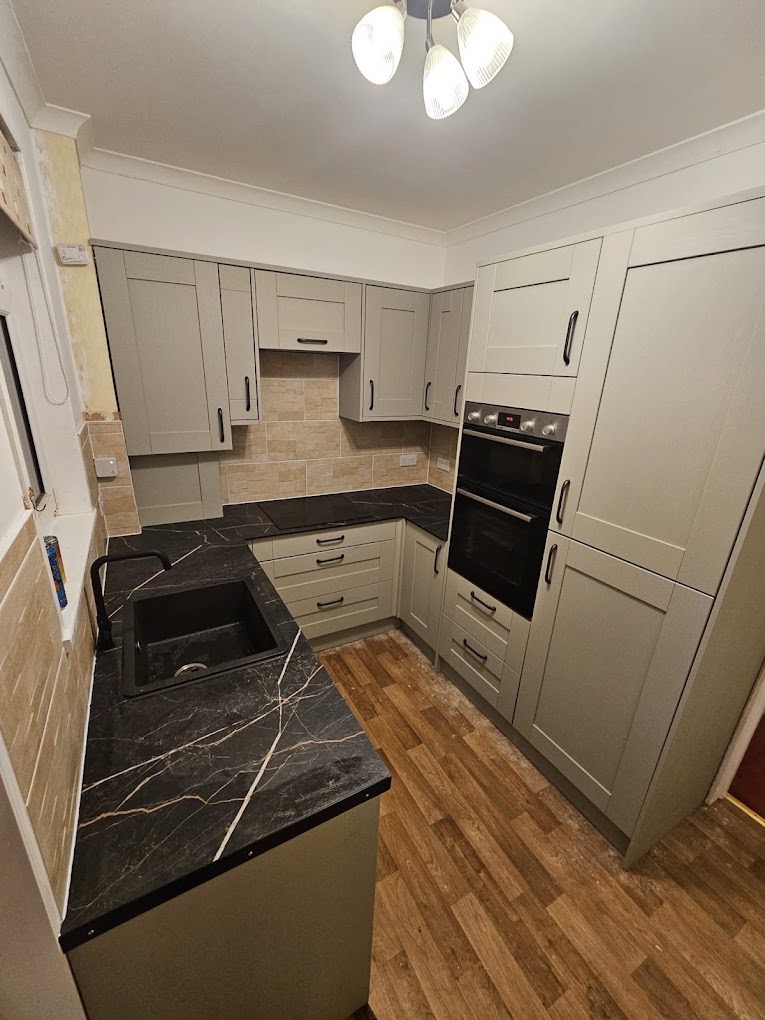 Shaker kitchen by Soper Carpentry